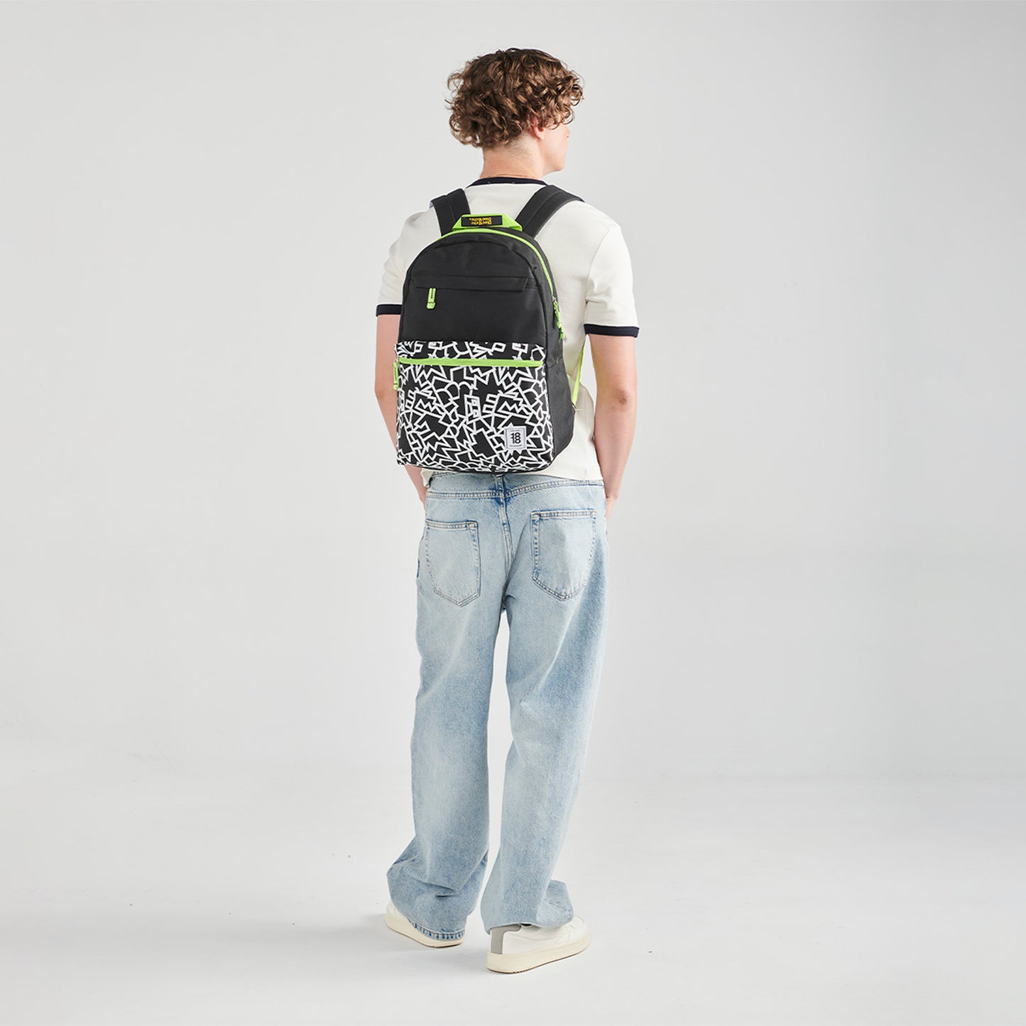 MOCHILAS CHENSON GRANDE CRAZY COLORS 1818 NEGRA XXV